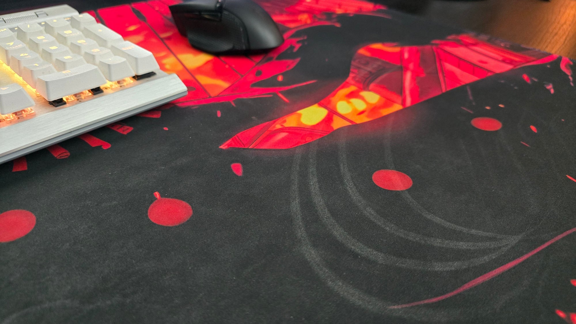 How to Clean Your Mouse Pad Safely