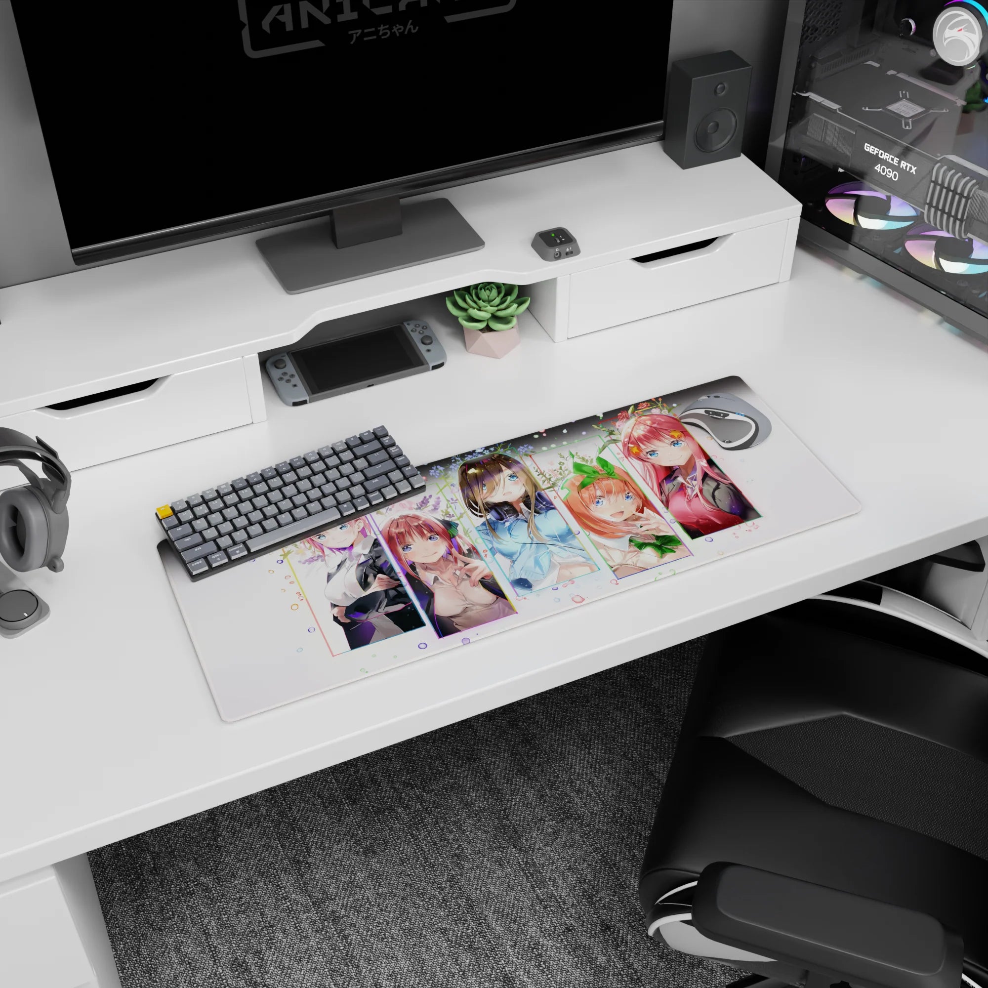 Ichika, Nino, Miku, Yotsuba, and Itsuki Nakano smiling anime mouse pad desk mat, 32x12 inches.