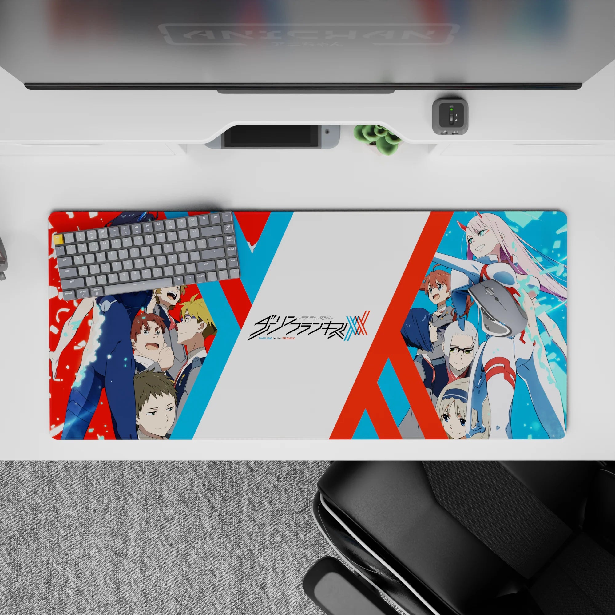 Striking 36x16 mouse pad highlights Hiro and Zero Two’s intense expressions, glowing energy, and intricate team details in stunning visual contrast