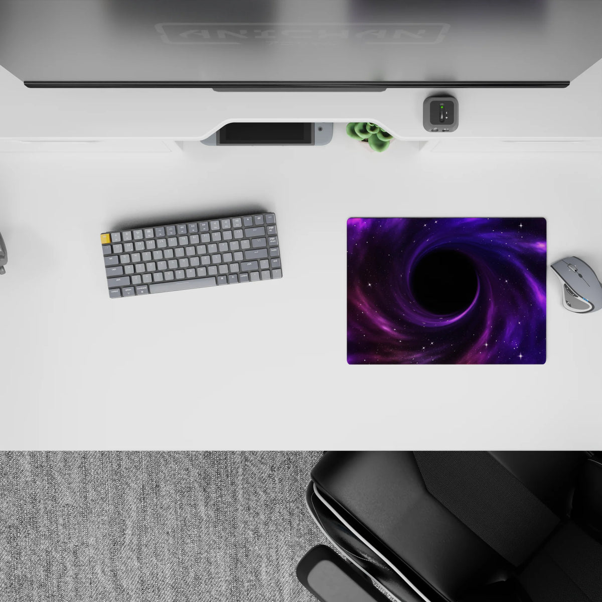 Dreamy purple-to-magenta gradient mouse pad with midnight haze mood, 14x10 inches.