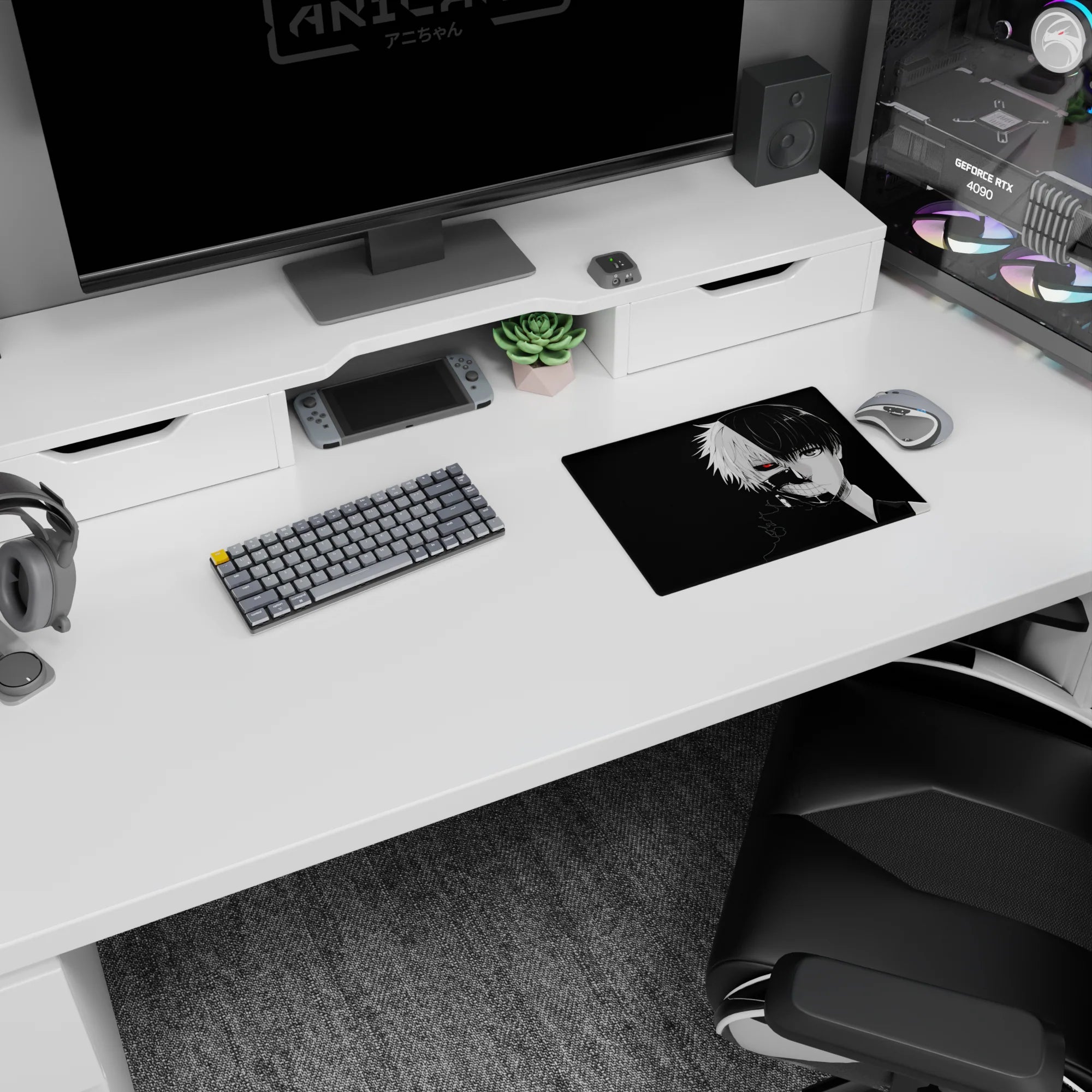 Kaneki split-face Tokyo Ghoul anime mouse pad, 14x10 inches, featuring half feral grin, half silent stare with glowing red eye.