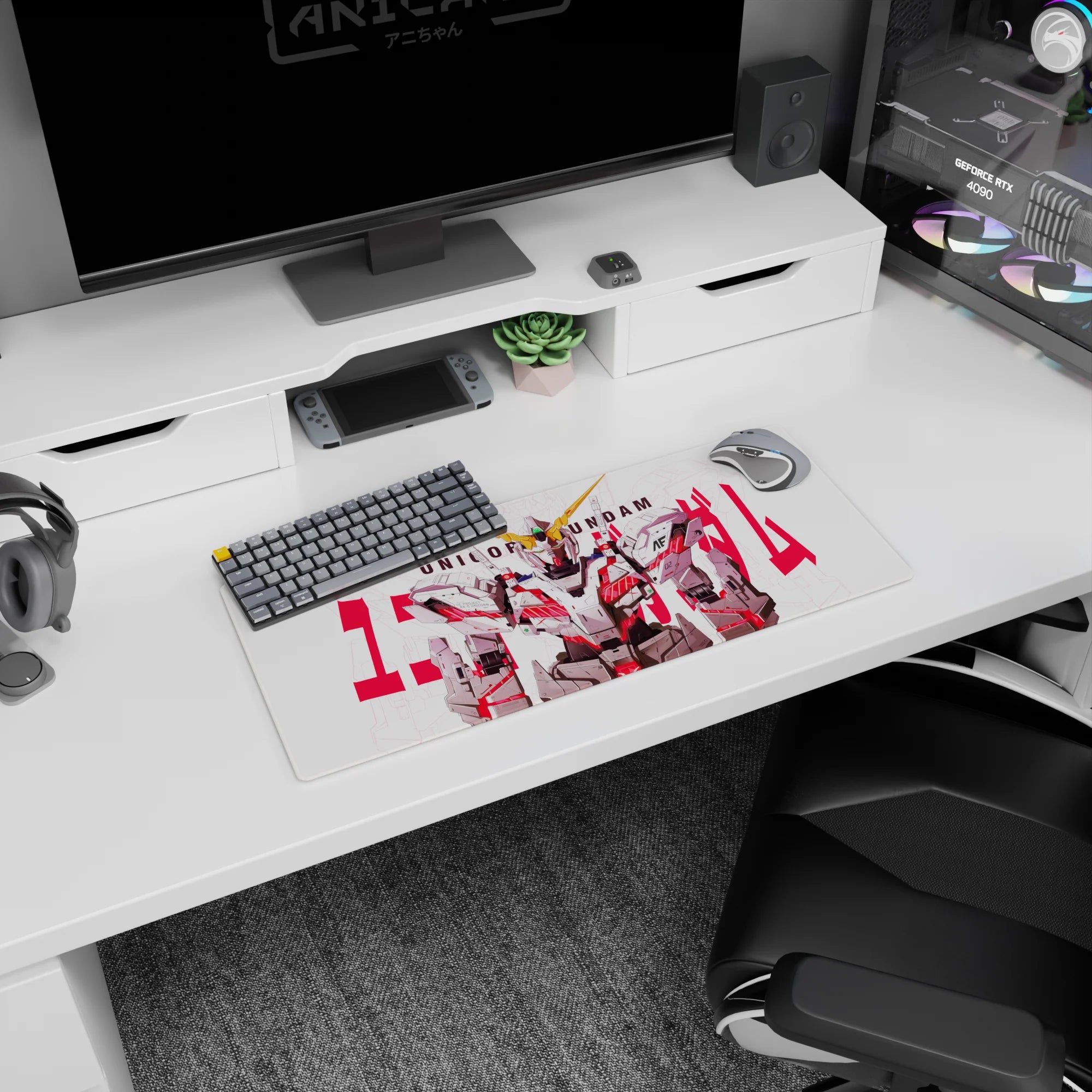 28x12 inches Mobile Suit Gundam Unicorn mouse pad featuring RX-0 Unicorn Gundam staring forward.