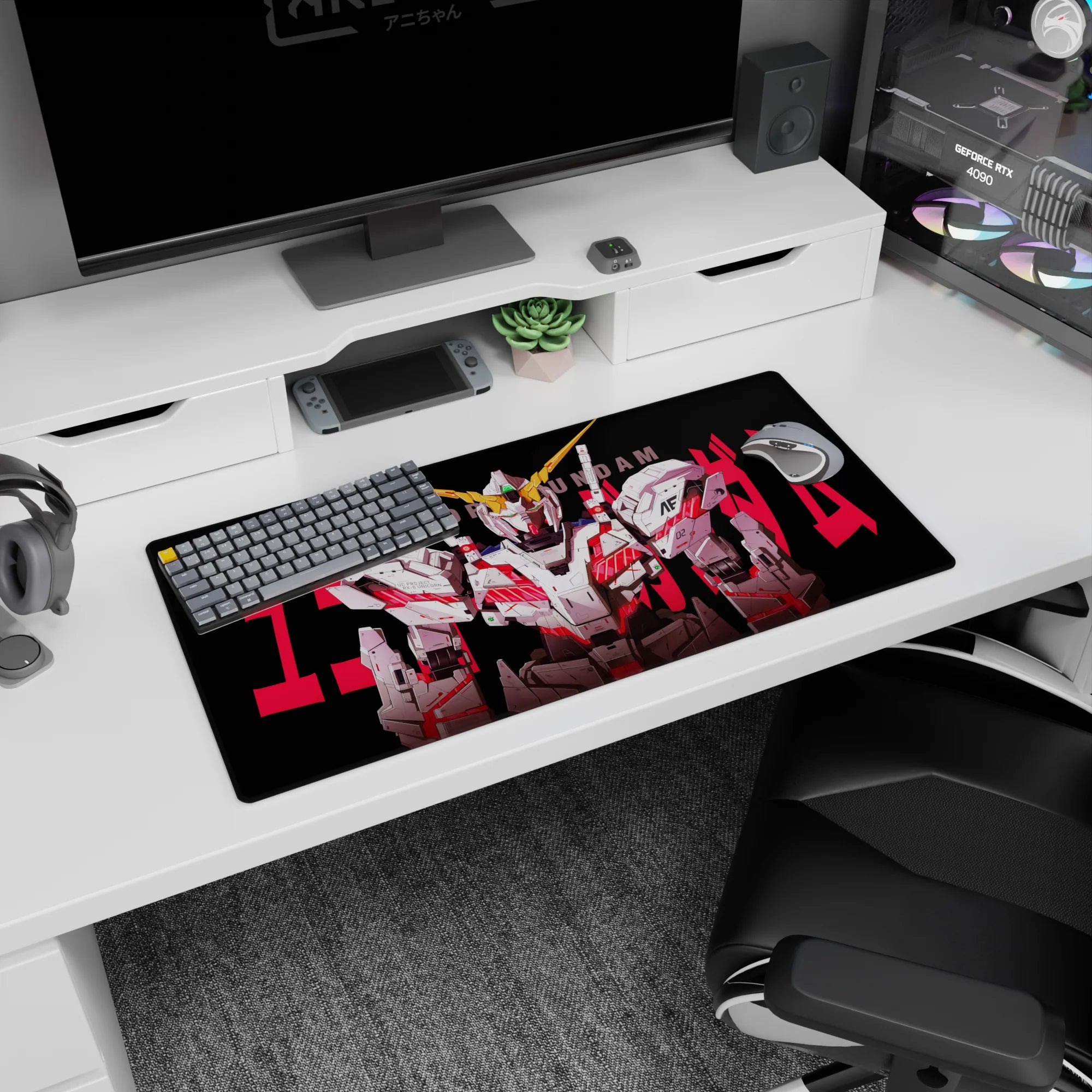 32x16 inches Mobile Suit Gundam Unicorn mouse pad featuring RX-0 Unicorn Gundam staring forward.