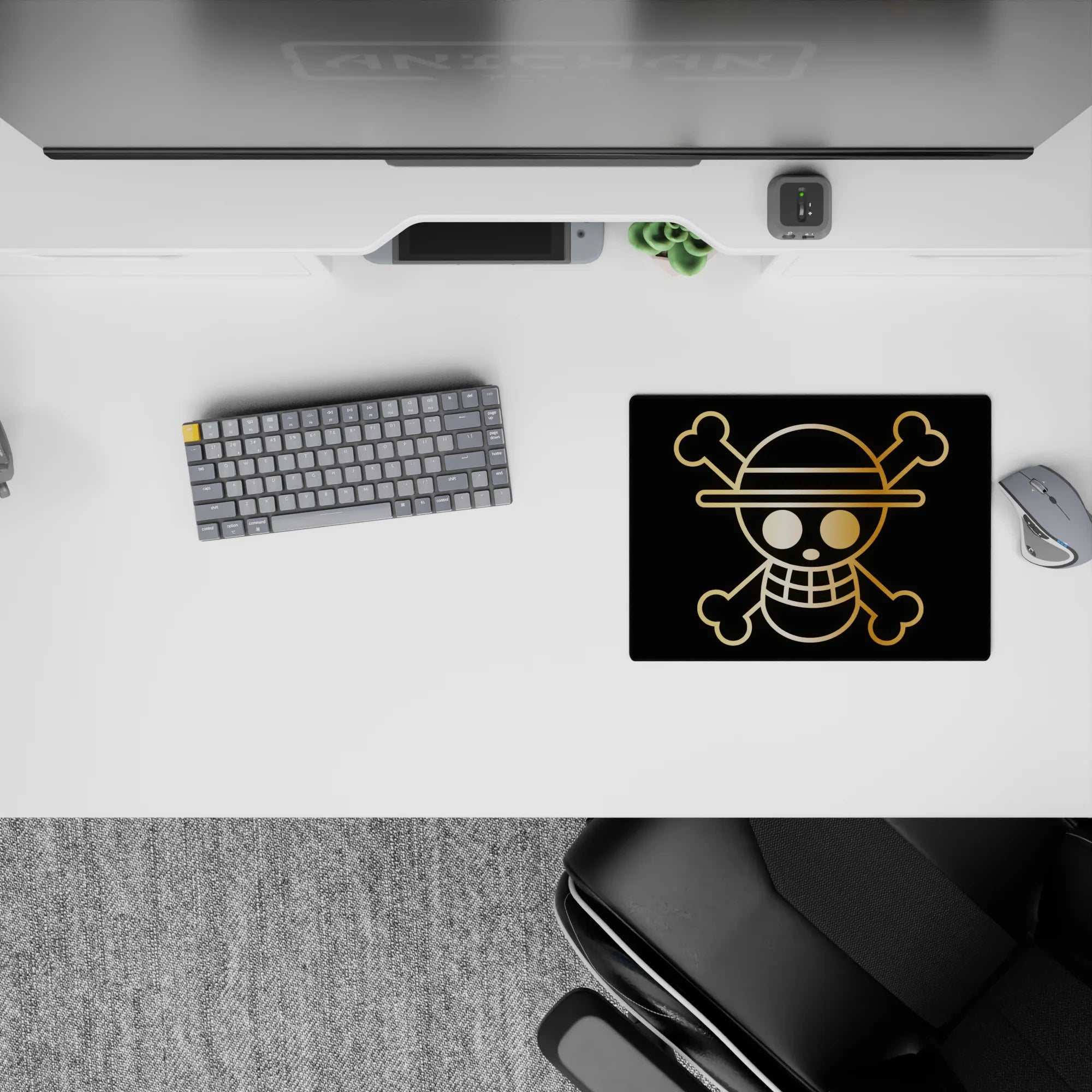 One Piece Deskmat | Mousepad | Deskpad - Golden Straw Hat Jolly Roger - AniChan