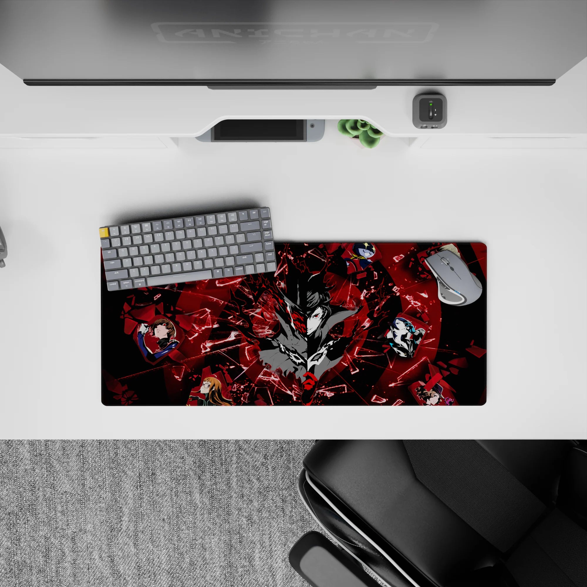 Anime mouse pad 28x12 inches featuring Joker and the Phantom Thieves from Persona 5 amidst shattered glass and bold reds.