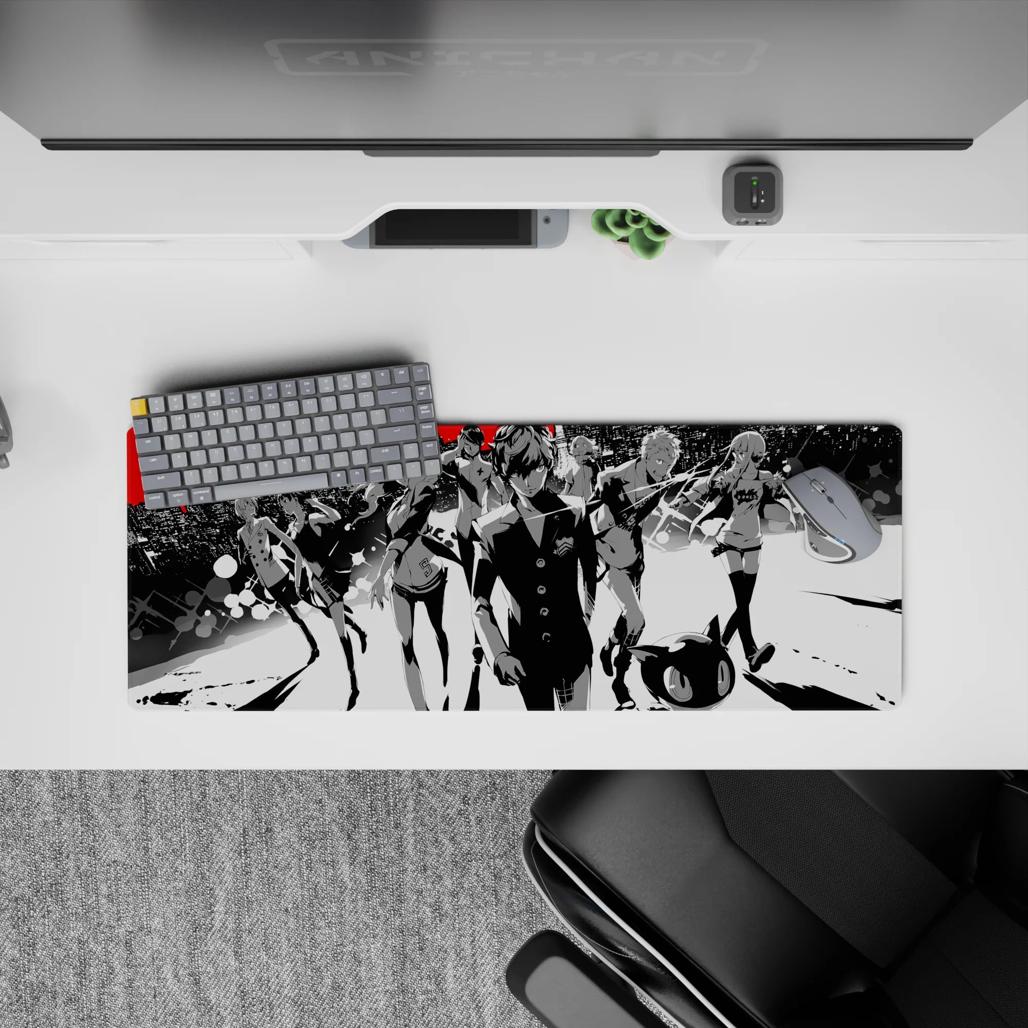 Persona 5 anime mouse pad featuring Joker and Mona in a monochrome city with bold red, size 32x12 inches.